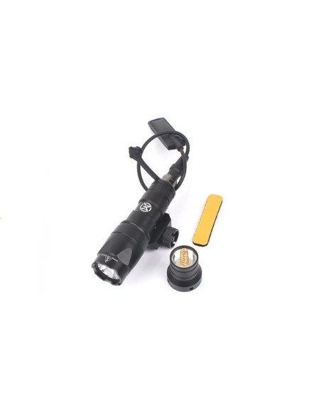Linterna M300A 300 LM - NEGRO